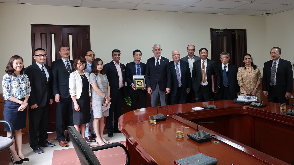 2018 0512 Viet commerce